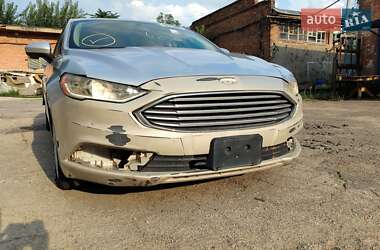 Седан Ford Fusion 2016 в 