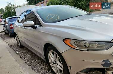 Седан Ford Fusion 2016 в 