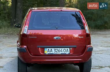 Хетчбек Ford Fusion 2006 в 