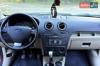 Хетчбек Ford Fusion 2006 в 