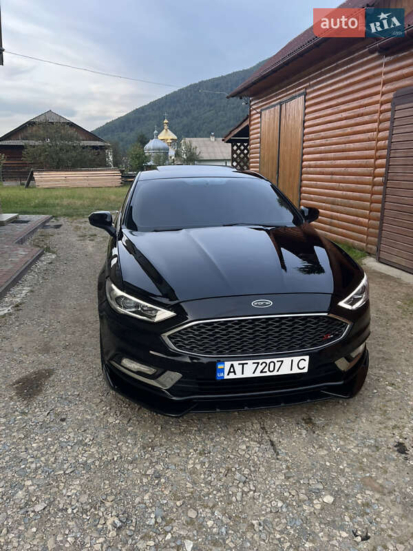 Седан Ford Fusion 2016 в Ивано-Франковске