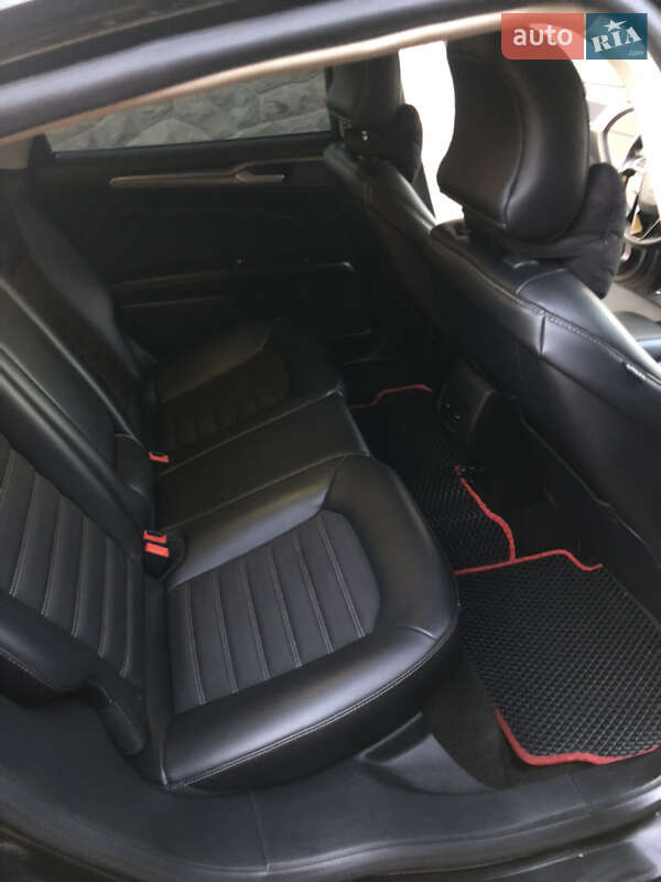 Седан Ford Fusion 2016 в Ивано-Франковске