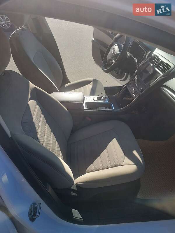 Седан Ford Fusion 2019 в Києві фото 21 Седан Ford Fusion 2019 в Києві