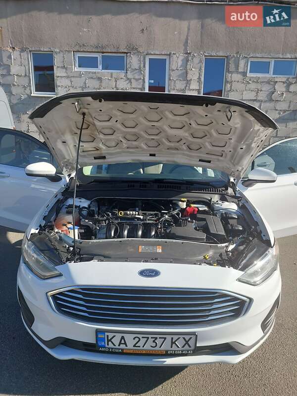 Седан Ford Fusion 2019 в Києві фото 24 Седан Ford Fusion 2019 в Києві