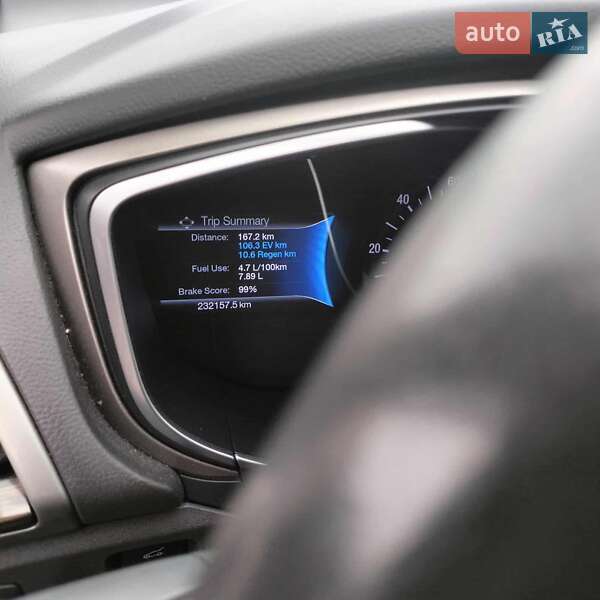 Седан Ford Fusion 2013 в Стрые