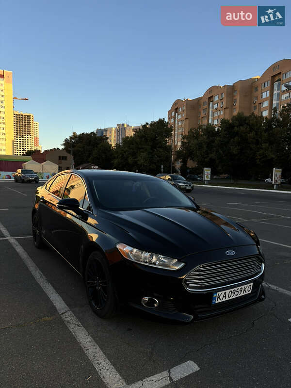 Седан Ford Fusion 2015 в Броварах