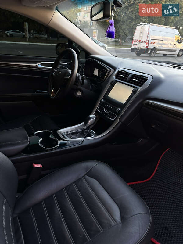 Седан Ford Fusion 2015 в Броварах