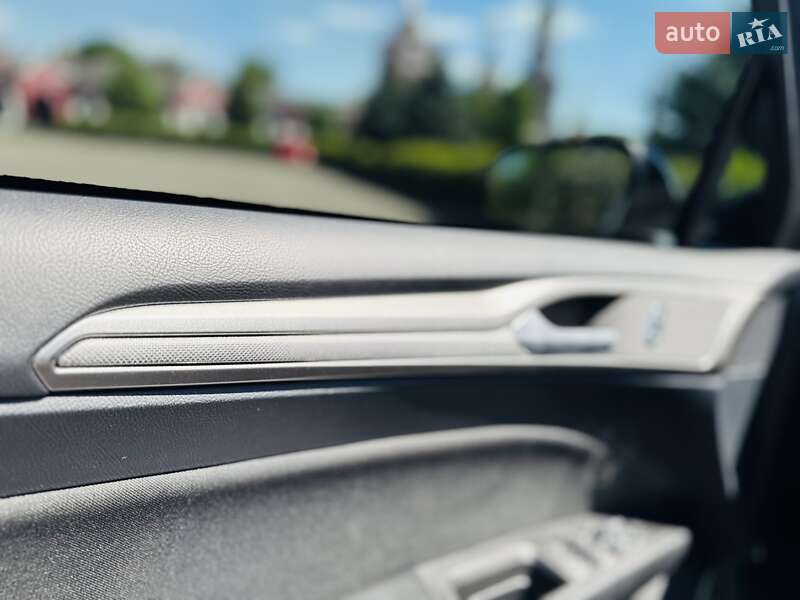 Седан Ford Fusion 2020 в Дніпрі