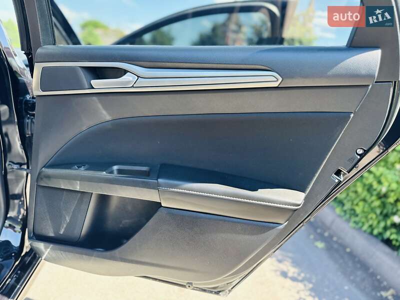 Седан Ford Fusion 2020 в Дніпрі