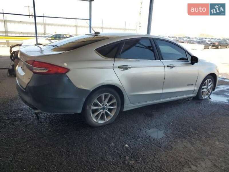 Седан Ford Fusion 2016 в Запорожье