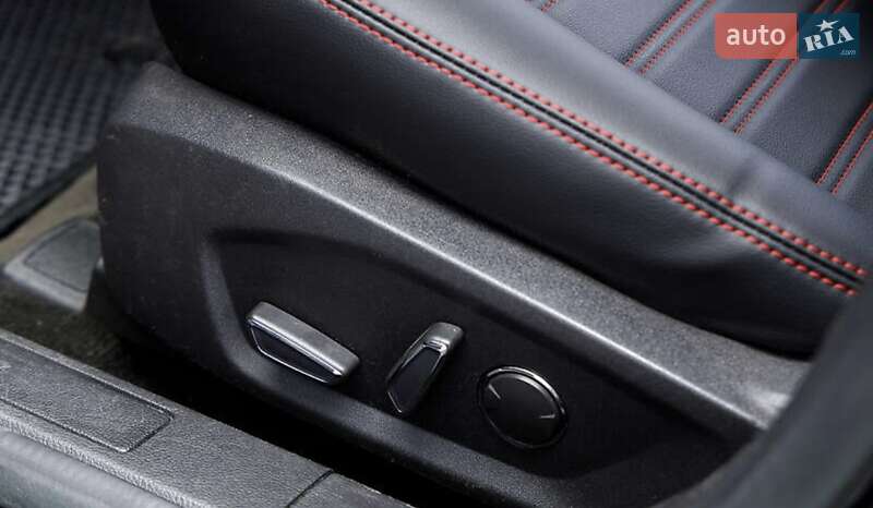 Седан Ford Fusion 2015 в Луцке