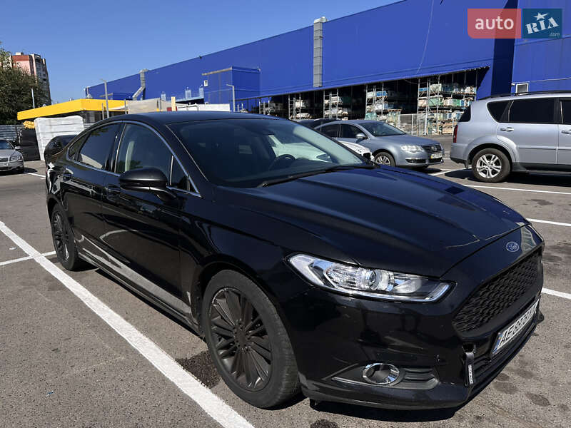 Седан Ford Fusion 2015 в Дніпрі
