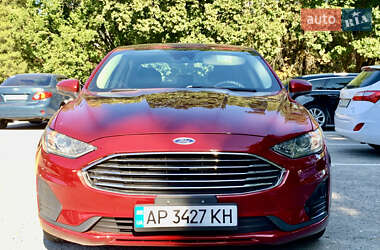 Седан Ford Fusion 2018 в 