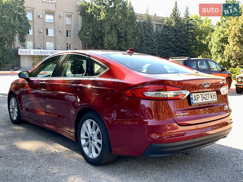 Седан Ford Fusion 2018 в Запоріжжі