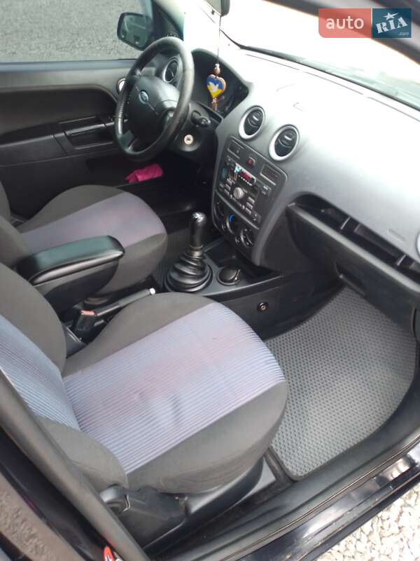 Хетчбек Ford Fusion 2006 в Первомайську фото 6 Хетчбек Ford Fusion 2006 в Первомайську