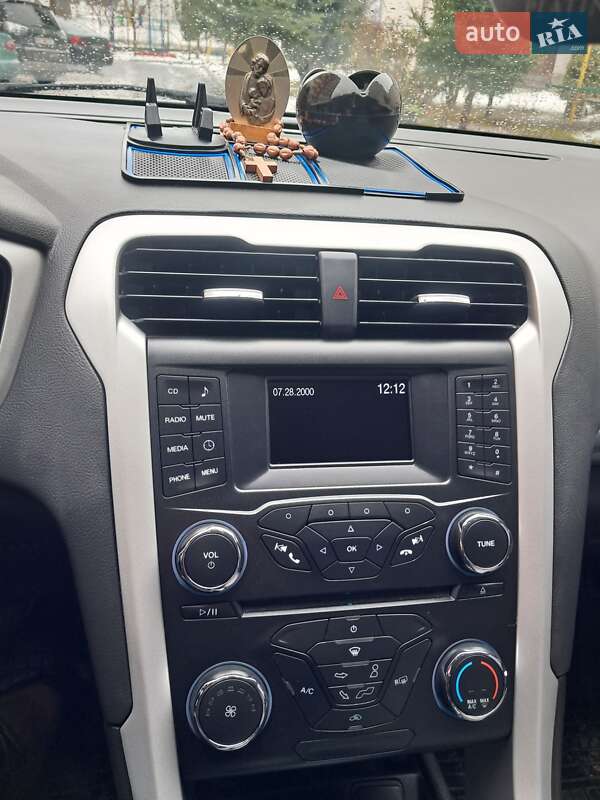 Седан Ford Fusion 2014 в Тернополе фото 12 Седан Ford Fusion 2014 в Тернополе