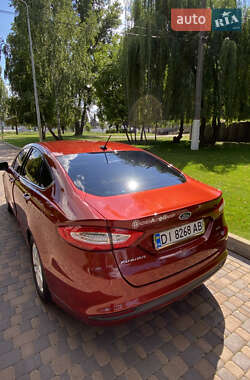 Седан Ford Fusion 2014 в 