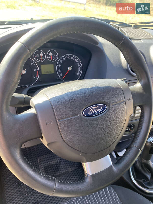 Хетчбек Ford Fusion 2011 в Арцизові