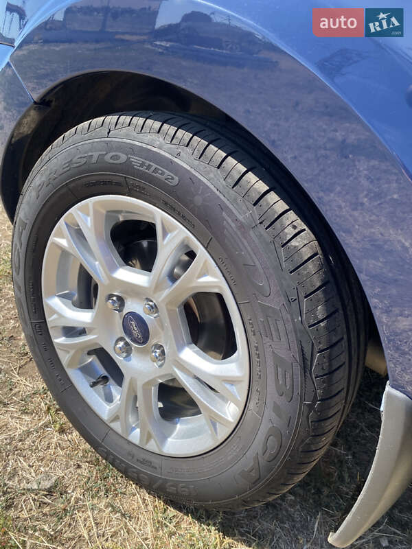 Хетчбек Ford Fusion 2011 в Арцизові