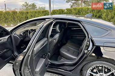Седан Ford Fusion 2015 в 