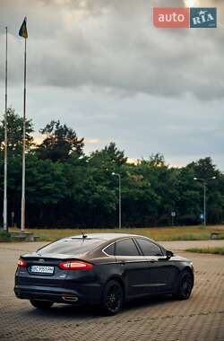 Седан Ford Fusion 2014 в 