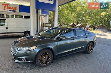 Седан Ford Fusion 2015 в 