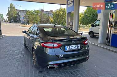 Седан Ford Fusion 2015 в 