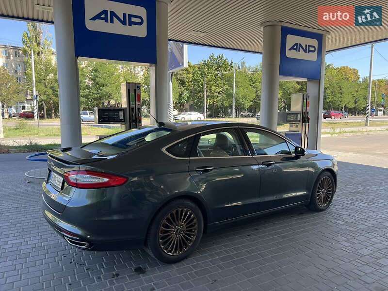 Седан Ford Fusion 2015 в Николаеве