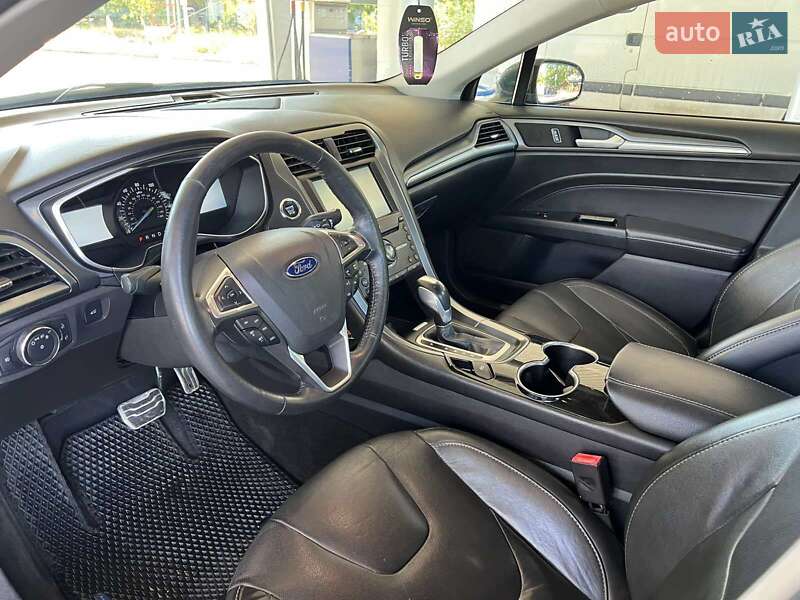 Седан Ford Fusion 2015 в Николаеве