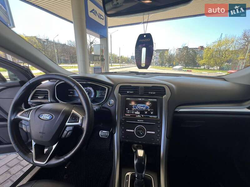 Седан Ford Fusion 2015 в Николаеве