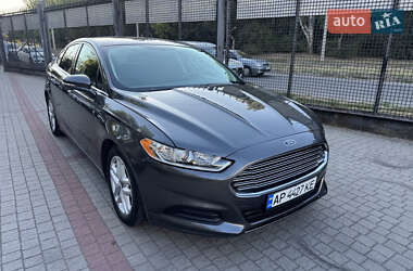 Седан Ford Fusion 2016 в 