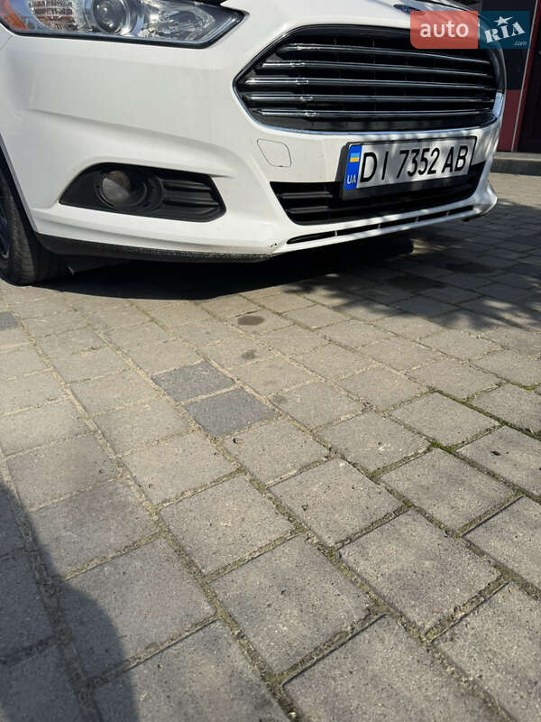 Седан Ford Fusion 2015 в Рудки