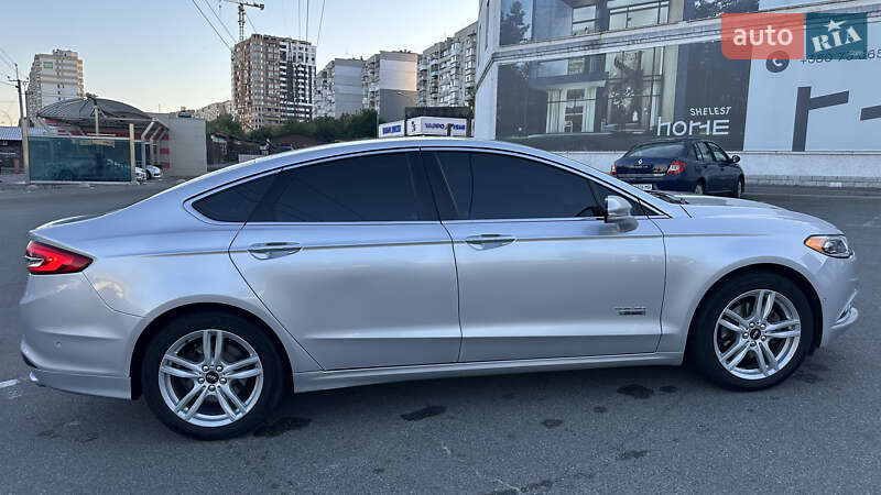 Седан Ford Fusion 2016 в Киеве