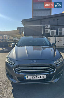 Седан Ford Fusion 2014 в 