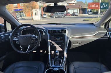 Седан Ford Fusion 2014 в 