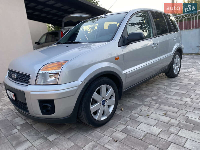 Хэтчбек Ford Fusion 2008 в Виннице