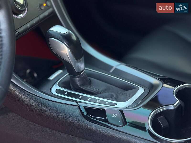 Седан Ford Fusion 2016 в Кривому Розі