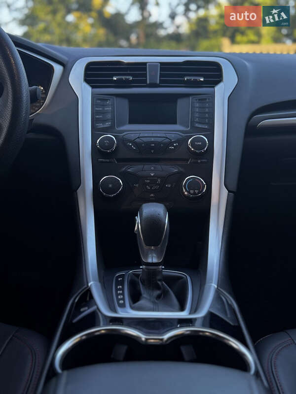 Седан Ford Fusion 2013 в Запорожье