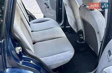 Хэтчбек Ford Fusion 2005 в 