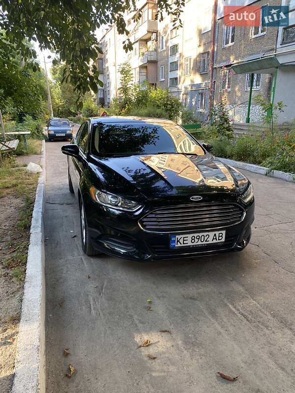 Седан Ford Fusion 2016 в Дніпрі