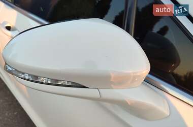 Седан Ford Fusion 2013 в 