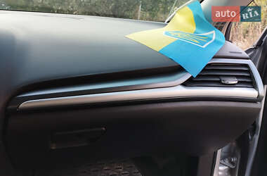 Седан Ford Fusion 2016 в 