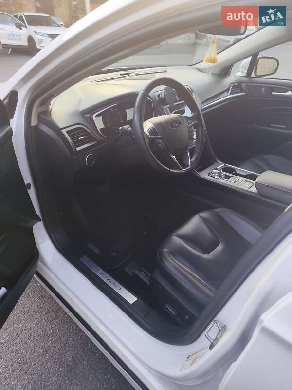 Седан Ford Fusion 2019 в Киеве фото 2 Седан Ford Fusion 2019 в Киеве