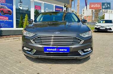 Седан Ford Fusion 2016 в 