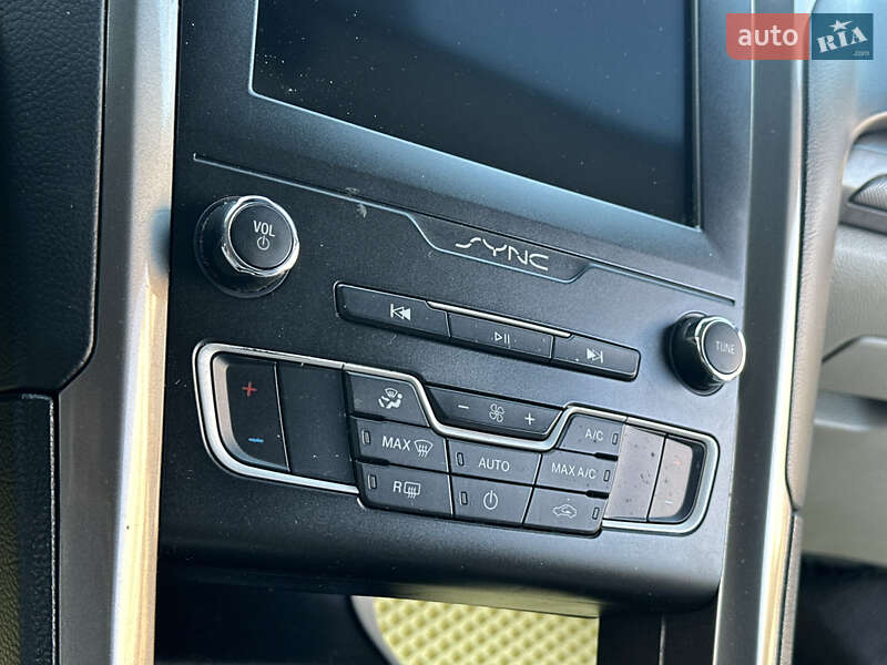Седан Ford Fusion 2019 в Одессе