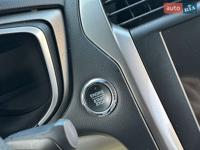 Седан Ford Fusion 2019 в Одессе