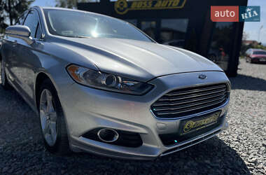 Седан Ford Fusion 2015 в 