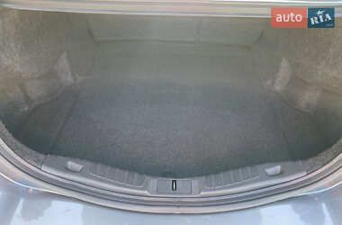 Седан Ford Fusion 2013 в 