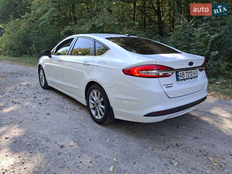 Седан Ford Fusion 2017 в Вінниці
