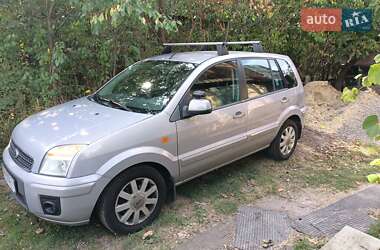 Хэтчбек Ford Fusion 2011 в 